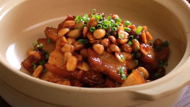 Thịt ba chỉ kho lạc dùng dầu lạc nguyên chất